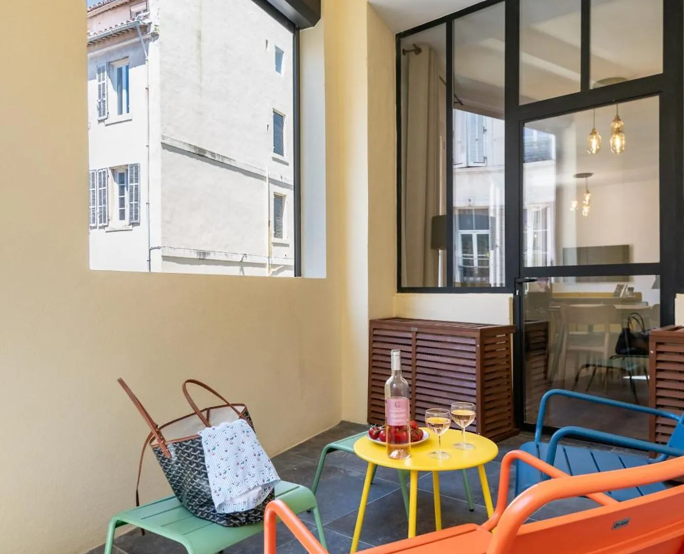 Apartment Les Maisons D Anthony Marseille