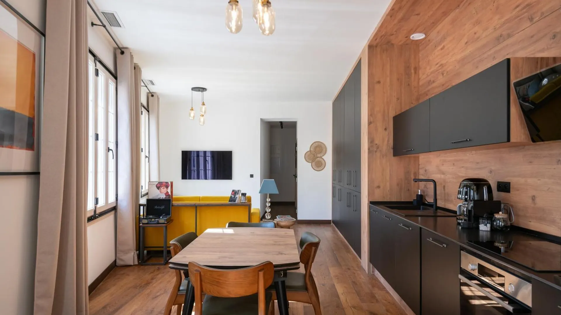 Les Maisons D Anthony Marseille Apartment